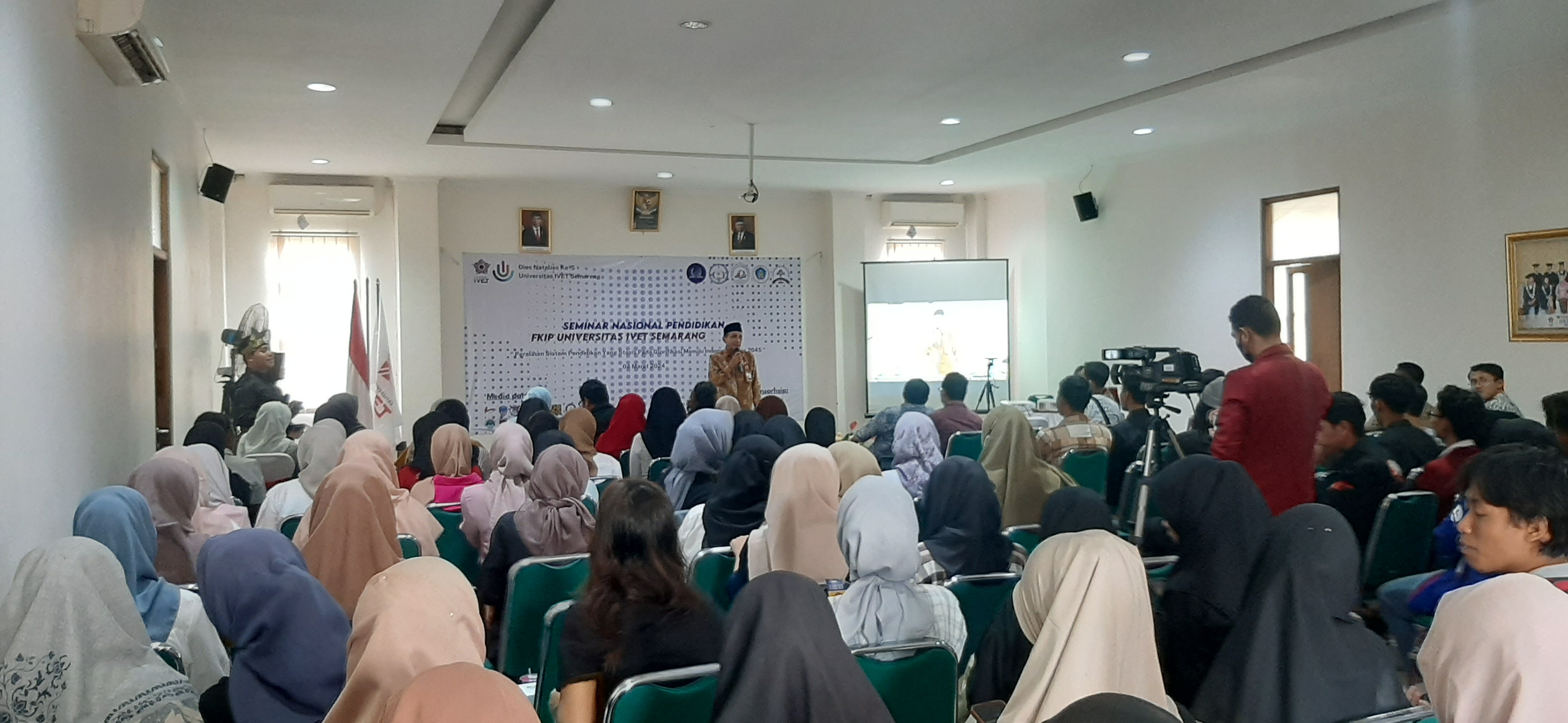 Peringati Dies Natalis ke 5 BEM FKIP Universitas Ivet Selenggarakan Seminar Nasional
